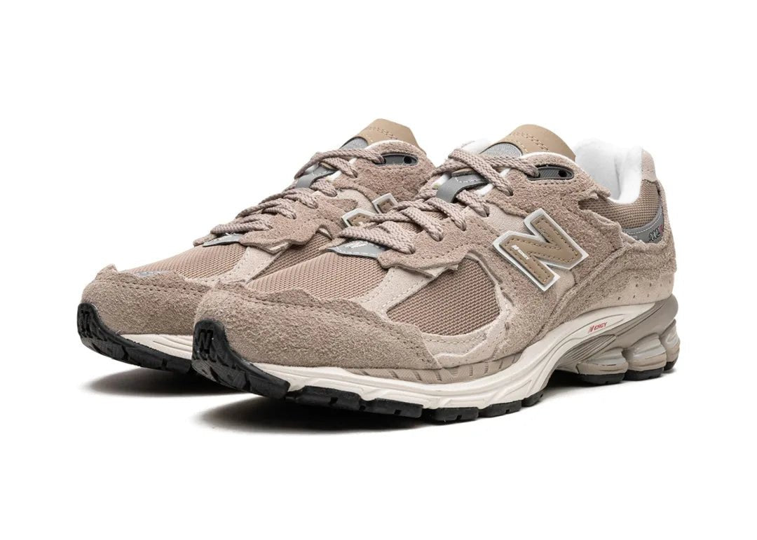 New Balance 2002R Protection Pack Driftwood - PLUGSNEAKRS