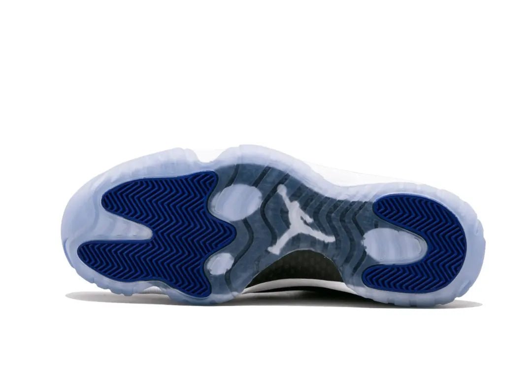 Jordan space jams online