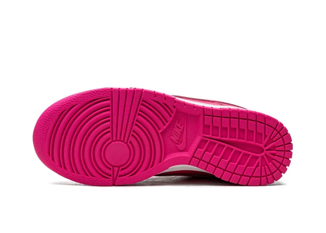 Nike Dunk Low Hyper Pink