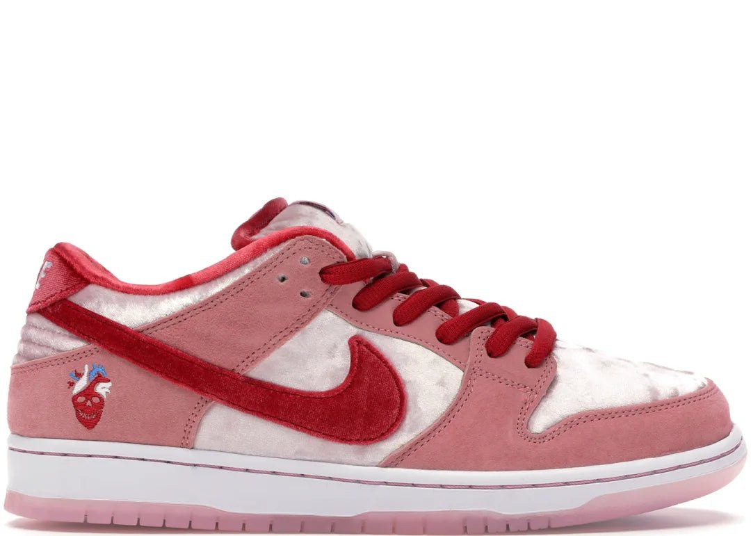 Nike SB Dunk Low StrangeLove Skateboards - PLUGSNEAKRS